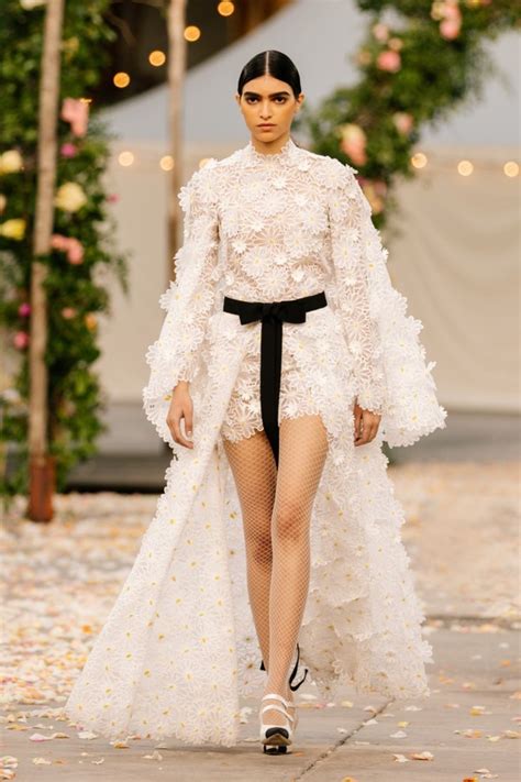 modelo brasileiro que desfilou para chanel|Modelos brasileiras se destacam no desfile de alta .